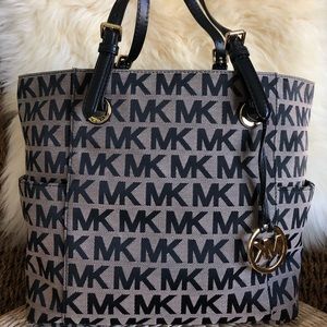 Michael Kors fabric signature tote